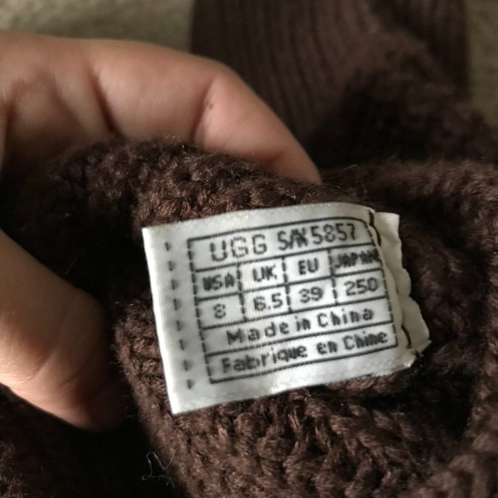 UGG Knit Boots - Picture 3 of 4